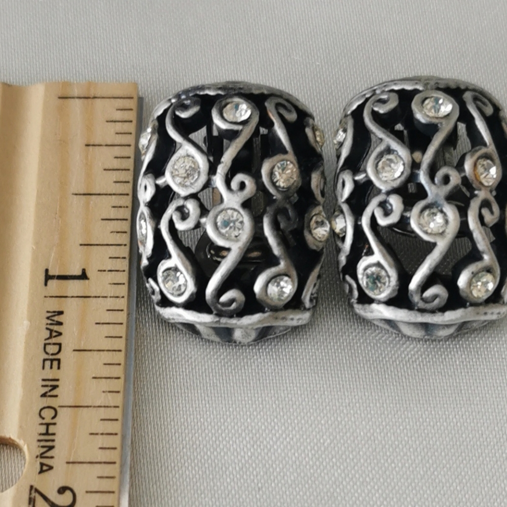 #10~WTG Earrings. New.